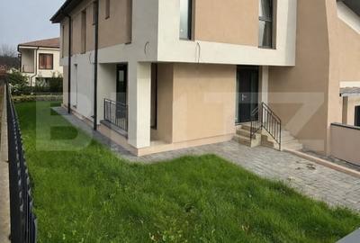 Duplex cu 4 camere cu Canalizare în Florești - 1