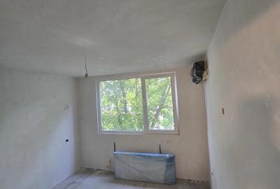 Apartament cu 2 camere semidecomandat în Țiglina 1 - 3