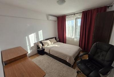 Apartament cu 3 camere decomandat în Gorjului