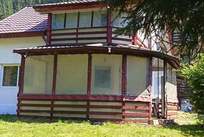 Casă cu 1 camere cu Teren 314 Mp în Sătic