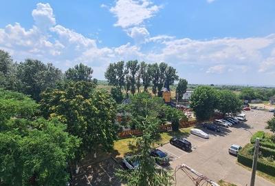Apartament cu 3 camere decomandat în Horia - 8