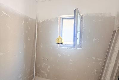 Casă cu 5 camere cu Teren 330 Mp în Central - 6