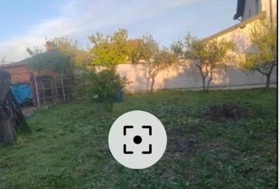Teren de 432 mp, în Central