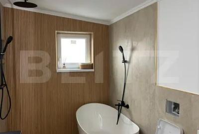 Casă cu 4 camere cu Teren 600 Mp în Central