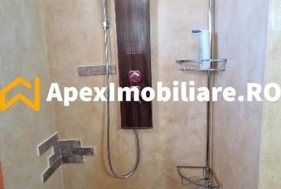 Apartament cu 3 camere decomandat în Decebal