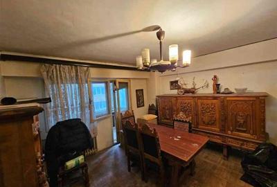 Apartament cu 4 camere decomandat, mobilat în Dorobanți