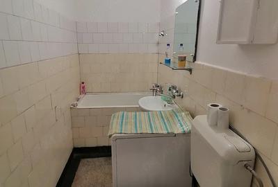 Apartament cu 2 camere semidecomandat în Calea Victoriei