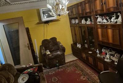 Apartament cu 3 camere decomandat în Central - 2