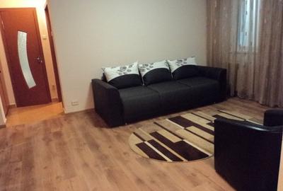 Apartament cu 2 camere semidecomandat, mobilat în Progresul