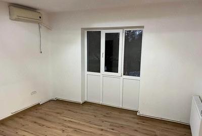 Spațiu comercial, de 50 mp, în Ultracentral