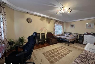 Apartament cu 3 camere decomandat în Dacia
