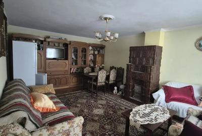 Casă în Laloșu - 2