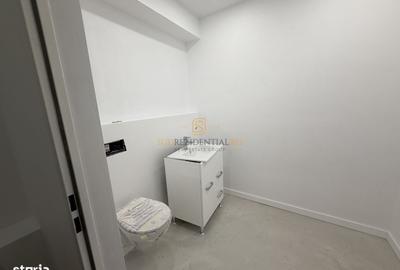 Spațiu comercial, de 195 mp, în Central - 3