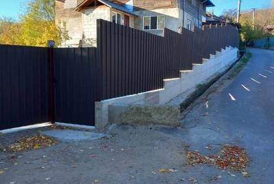 Casă cu 7 camere cu Teren 1000 Mp în Central