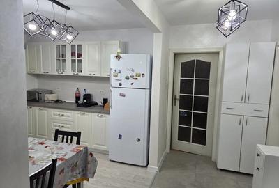 Apartament cu 3 camere decomandat în Craiovița Nouă - 9
