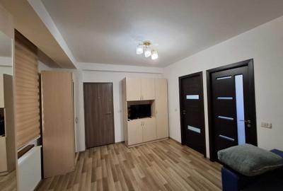 Garsonieră semidecomandată în Casa de Cultură - 1