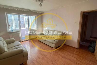 Apartament cu 4 camere decomandat, mobilat în Alexandru cel Bun