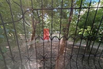 Apartament cu 3 camere decomandat în Drumul Taberei - 14