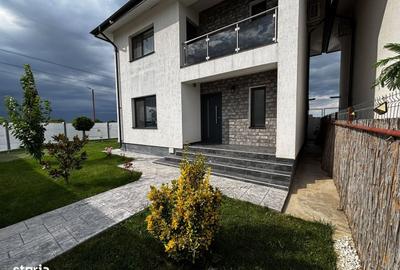 Casă cu 4 camere în Berceni