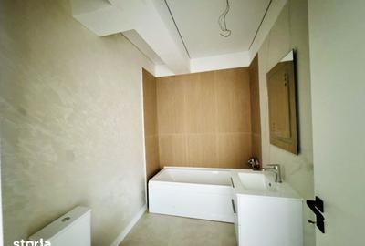 Garsonieră decomandată în Bucium - 5
