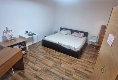 Garsonieră decomandată în Muncii