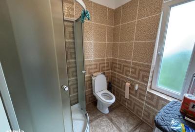 Apartament cu 3 camere decomandat în Europa