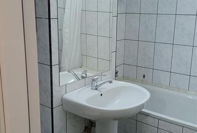Apartament cu 2 camere decomandat în Decebal