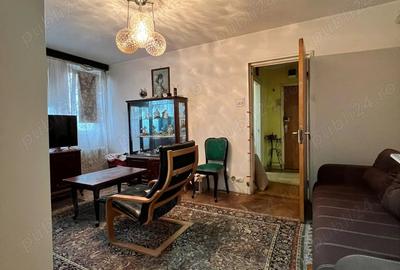 Apartament cu 2 camere semidecomandat, mobilat în Dristor
