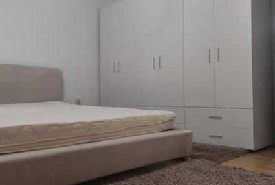Garsonieră decomandată, mobilată în 13 Septembrie