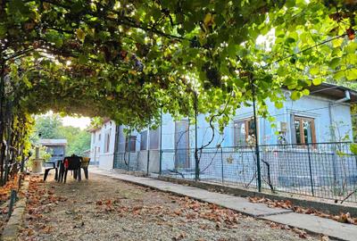 Casă cu 4 camere în Odobești