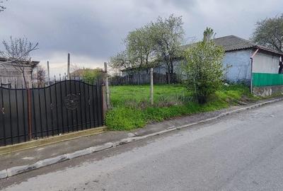 Teren de 1300 mp, în Exterior Vest