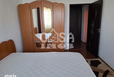 Apartament cu 2 camere semidecomandat în Micro 6 - 7