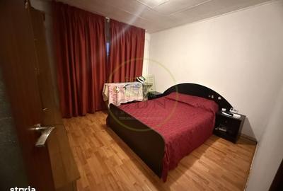 Apartament cu 3 camere decomandat în Rovine