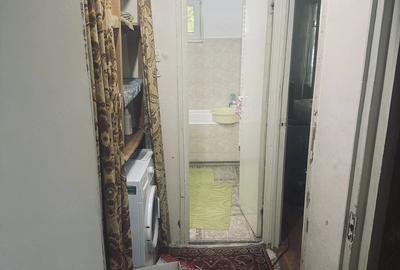 Apartament cu 2 camere semidecomandat în Aradului