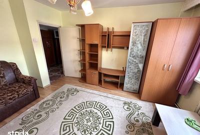 Garsonieră decomandată, mobilată în Cetate - 11