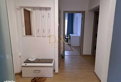 Apartament cu 3 camere decomandat în Florești
