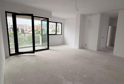 Apartament cu 3 camere în Centrul Civic