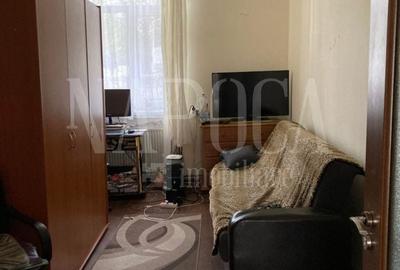 Apartament cu 3 camere semidecomandat în Central - 3