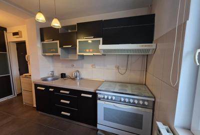 Apartament cu 3 camere semidecomandat, mobilat în Titan - 15