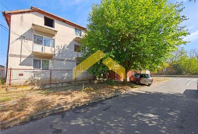 Casă individuală cu 6 camere cu Teren 932 Mp în Subcetate