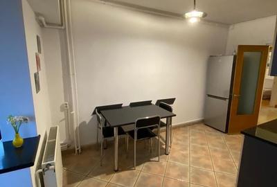 Apartament cu 4 camere decomandat în Astra - 2