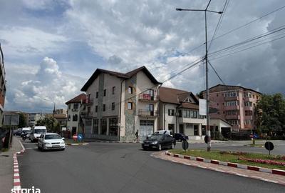 Spațiu comercial, de 300 mp, în Central
