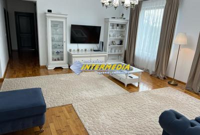 Casă individuală cu 4 camere cu Teren 1600 Mp în Cetate - 1