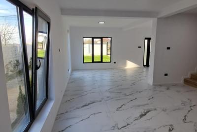 Casă individuală cu 4 camere cu Teren 200 Mp în Exterior Sud - 5