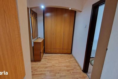 Apartament cu 3 camere decomandat în Craiovița Nouă - 5