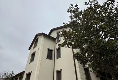 Casă individuală cu 10 camere cu Canalizare în Primo - 7
