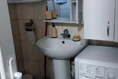 Garsonieră decomandată în Nord