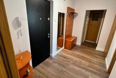 Apartament cu 2 camere decomandat în Titan