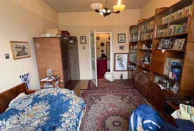 Apartament cu 3 camere decomandat în Petros