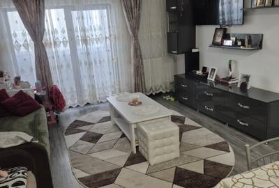 Apartament cu 2 camere decomandat, mobilat în Exterior Est